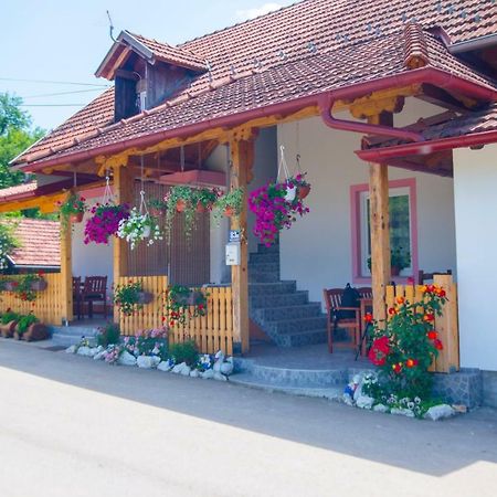 Guesthouse Ella Slunj Esterno foto